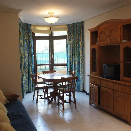 Tinamayor Apartment *